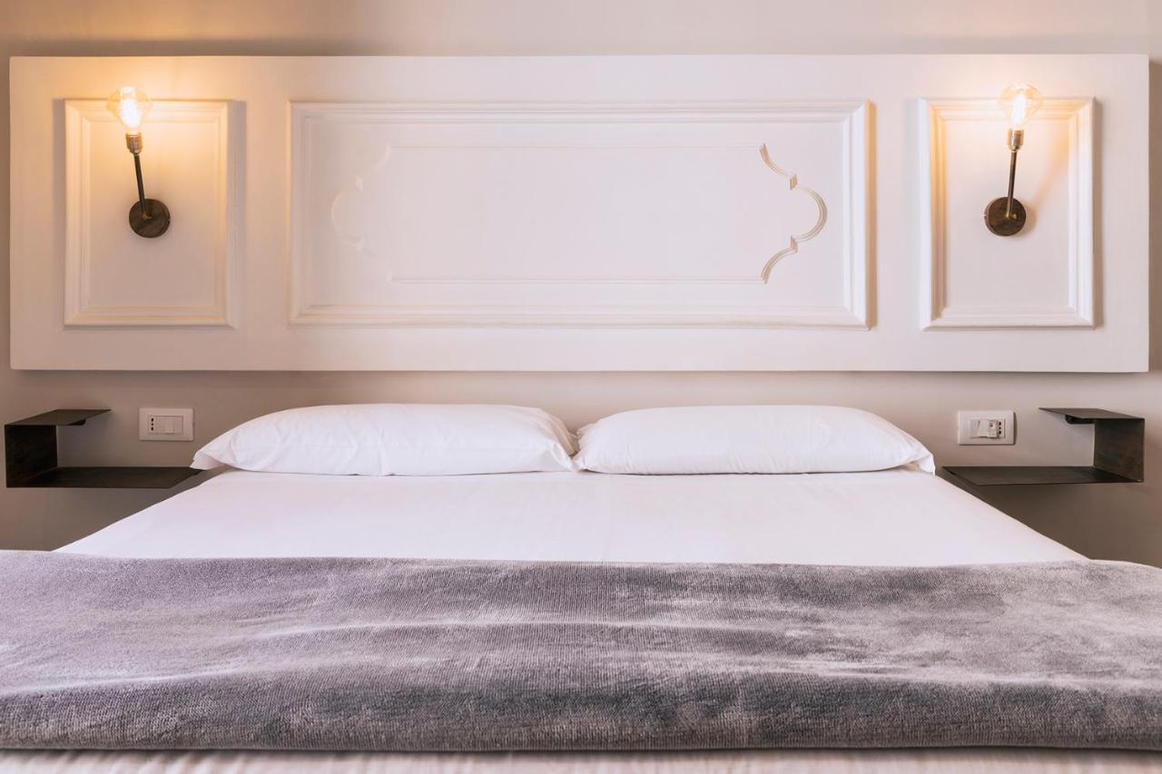 Hotel La Smorfia Neapol Zewnętrze zdjęcie