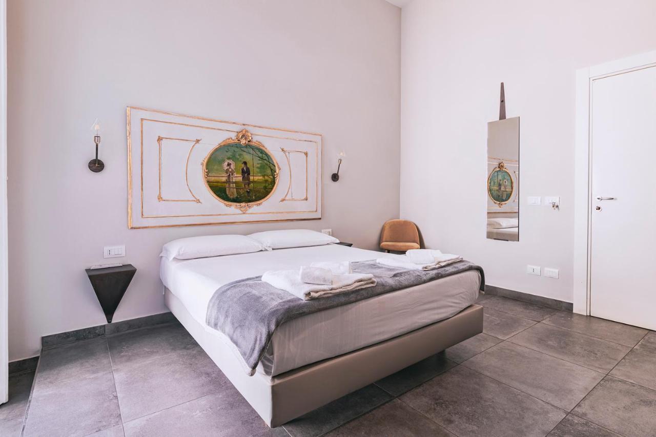 Hotel La Smorfia Neapol Zewnętrze zdjęcie