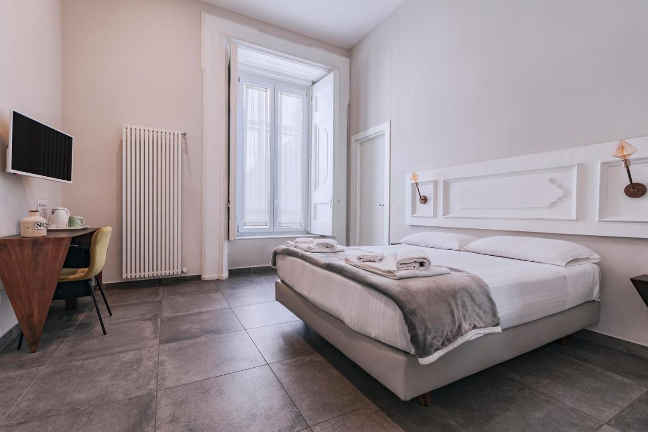 Hotel La Smorfia Neapol Zewnętrze zdjęcie