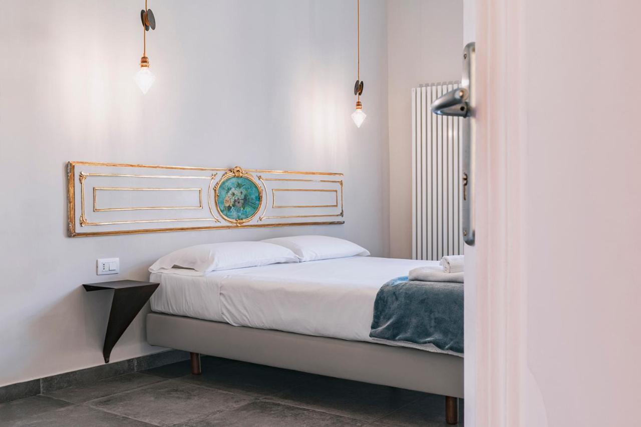 Hotel La Smorfia Neapol Zewnętrze zdjęcie